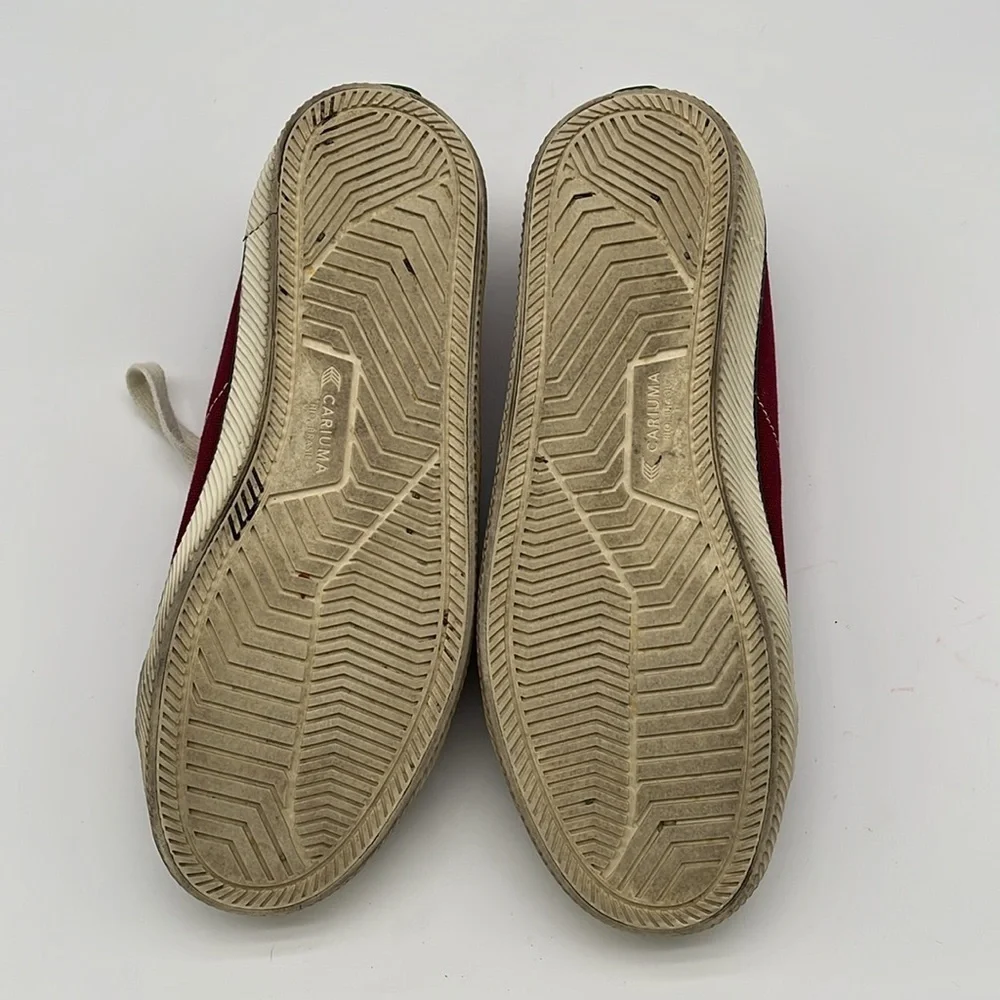 Cariuma OCA Low Red Canvas Lace Up Sneakers Women's Size 8.5 BLEMISH